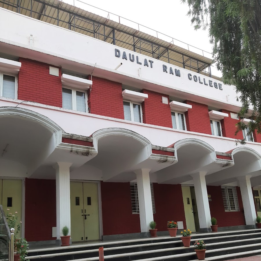 Clean washroom in girls PG