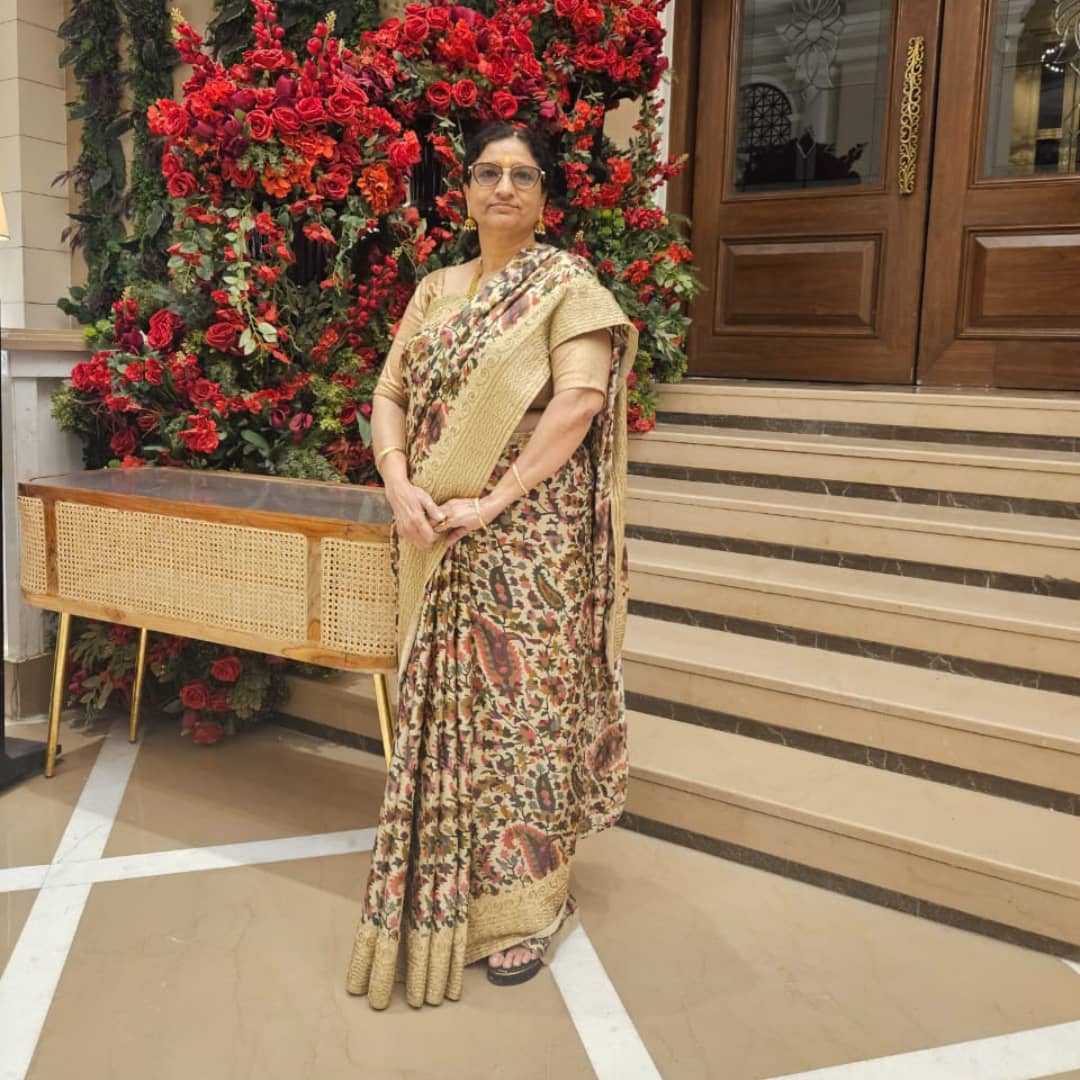 Common hall area in girls PG North Delhi